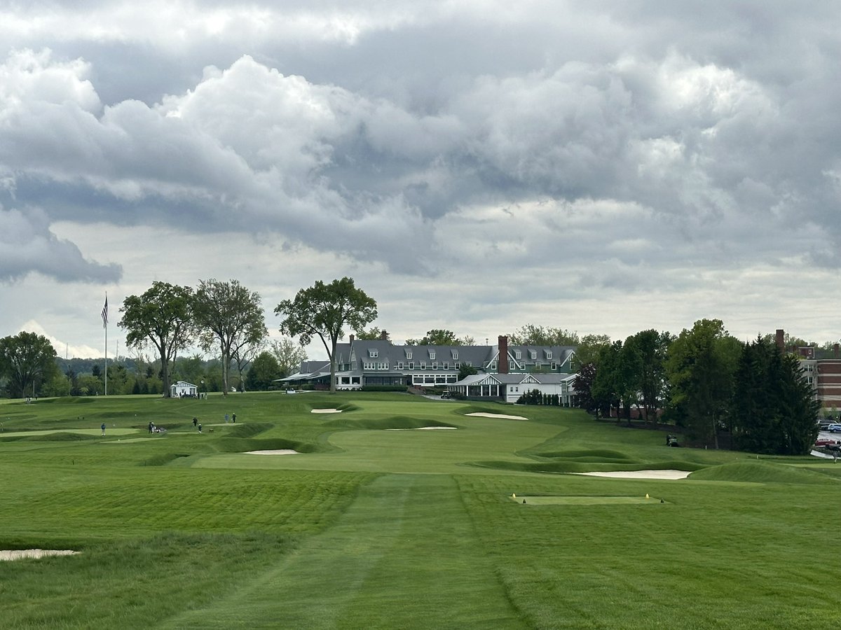 MikeDarnay's tweet photo. Oakmont
Chambers Bay
Western Gailes
Sheep Ranch https://t.co/Hq6jDBszu0