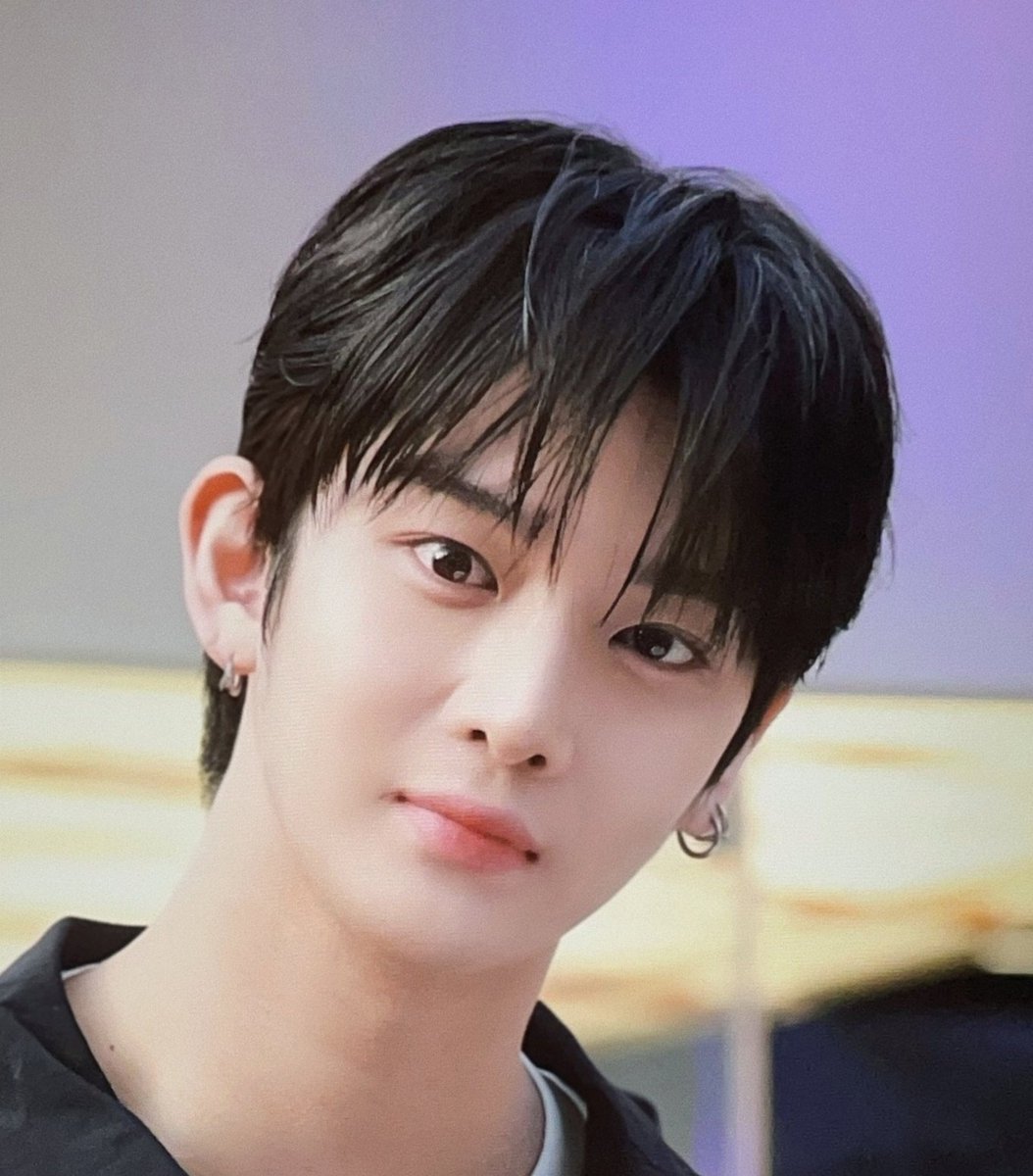 clean419516's tweet photo. HAPPY BAEJINYOUNG DAY
#BAEJINstillYOUNG
#오늘밤_진영생일파티_BangBang https://t.co/UfWNvr79Y6