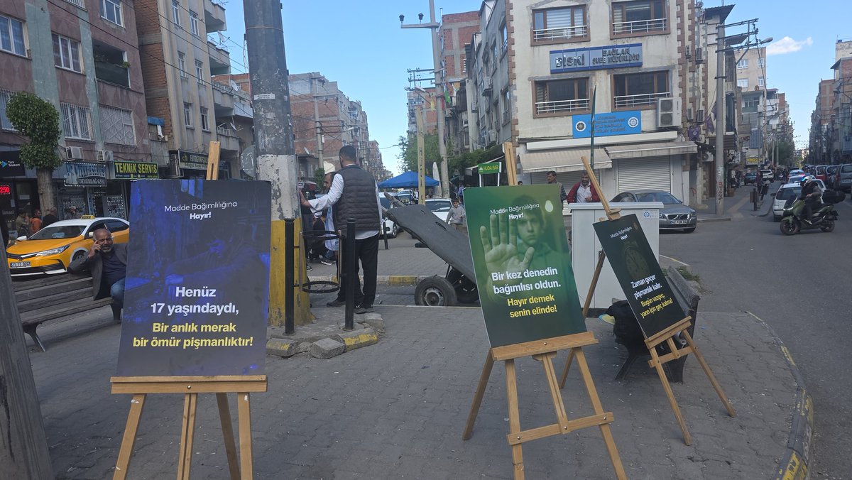Hür Gençlik Bağlar tweet media