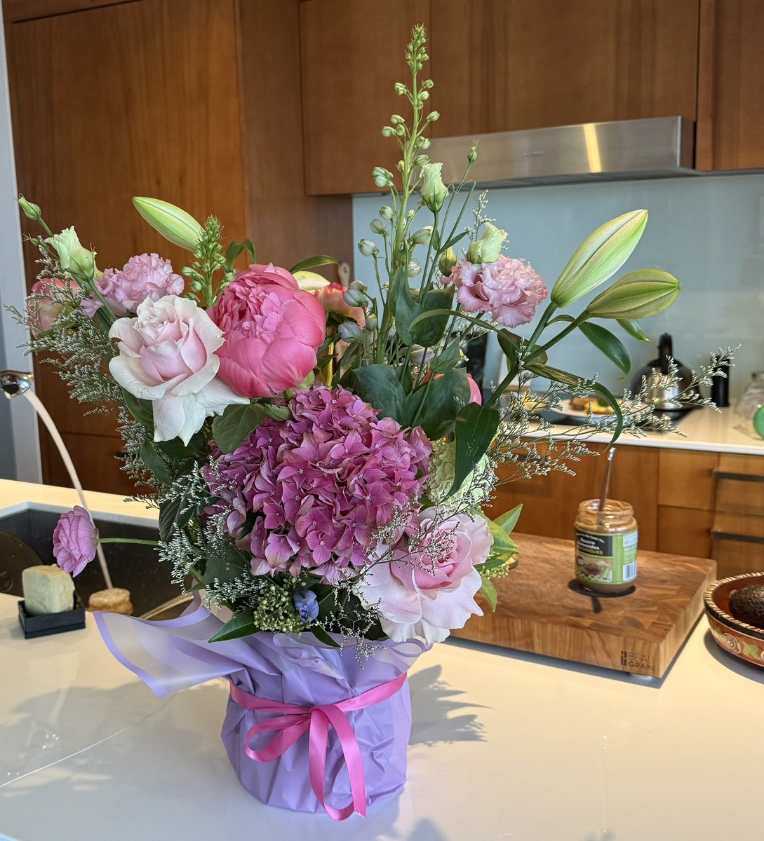 queensburys's tweet photo. "The hand that rocks the cradle is the hand that rules the world" 1865 poem by William Ross Wallace praising motherhood as the ultimate force for shaping society and future generations. It highlights that caregivers, by nurturing children and imparting values, hold the power… https://t.co/toNheE3quO