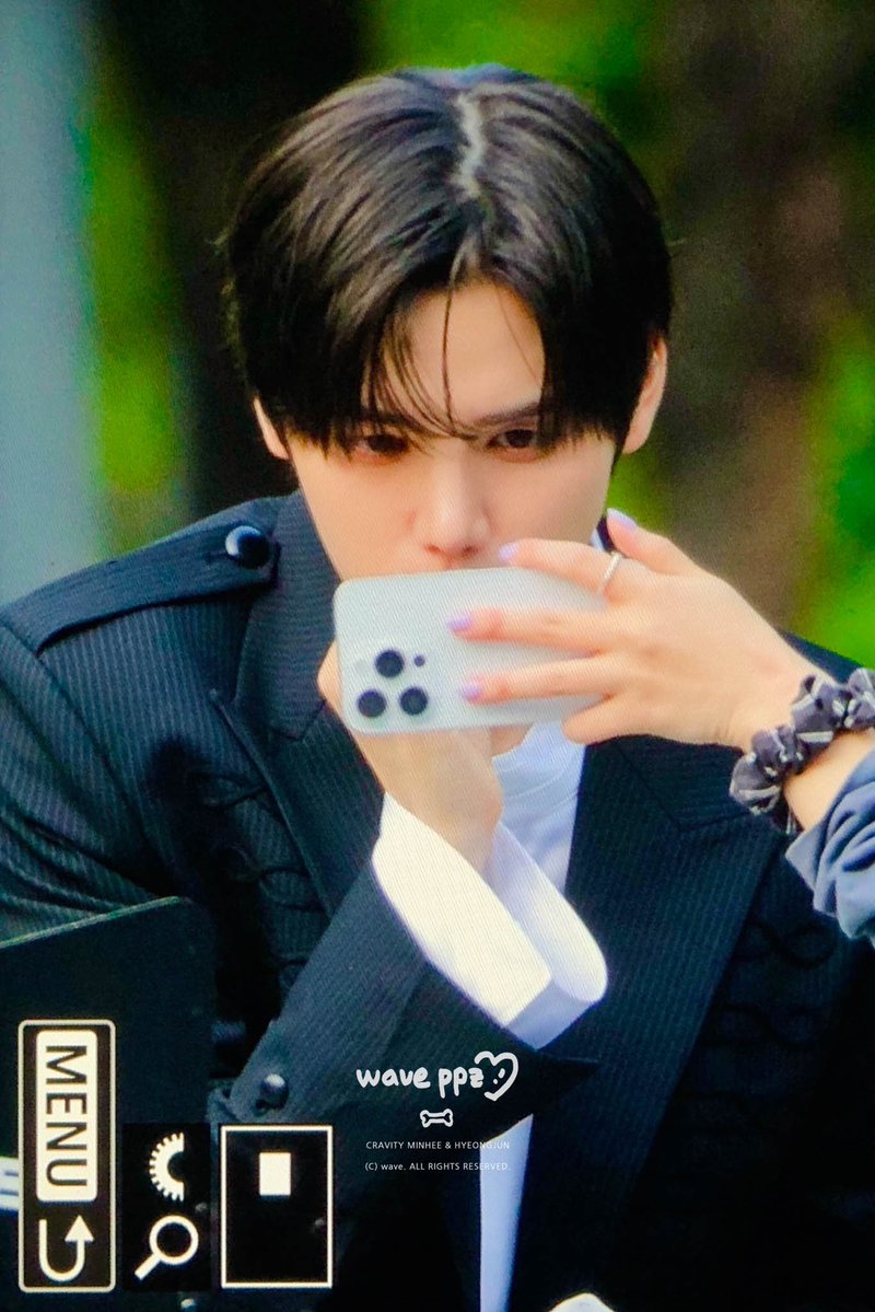 𝘄𝗮𝘃𝗲. tweet media