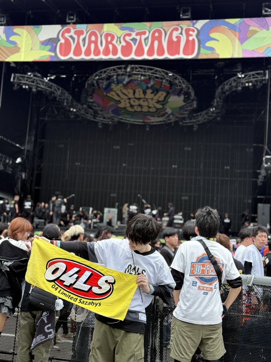 かーしー tweet media