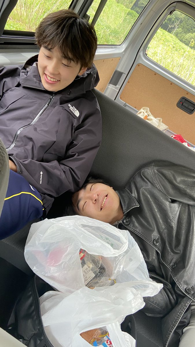 NEXT_Formula's tweet photo. 今日は試走でした！
雨予報でしたが、一度も降ることはなく、無事に終えられました😌
1、2速での低スピードで、全ドライバーがフリー走行を行いました🙆‍♀️
今回で明らかになったいくつかの課題を、次の試走までに潰せるようにがんばります！！💪🏻
⁡
 #学生フォーミュラ
 #学F
 #新潟大学
 #新大 https://t.co/IRvzDkGdP6