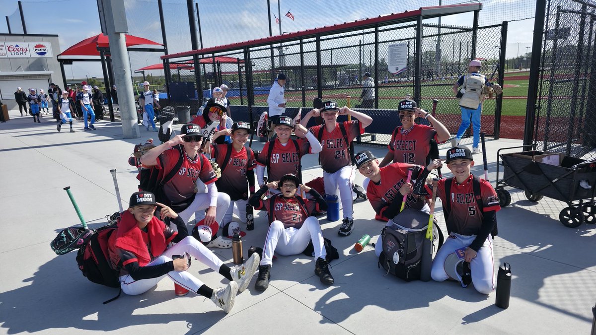 TaddGibby24's tweet photo. ESP 12u Black sporting their new “I ❤️Love My Mom” hats this weekend….. so far a tough loss to start & then a 10-run rule win! Let’s keep it rollin’! #ESPTrained #ESPFamily #ILoveMyMom #MothersDayWeekend #TalentedCrew #CoachPederson #MothersDayWeekendBaseball ⚾️ https://t.co/elPk5L6WOj