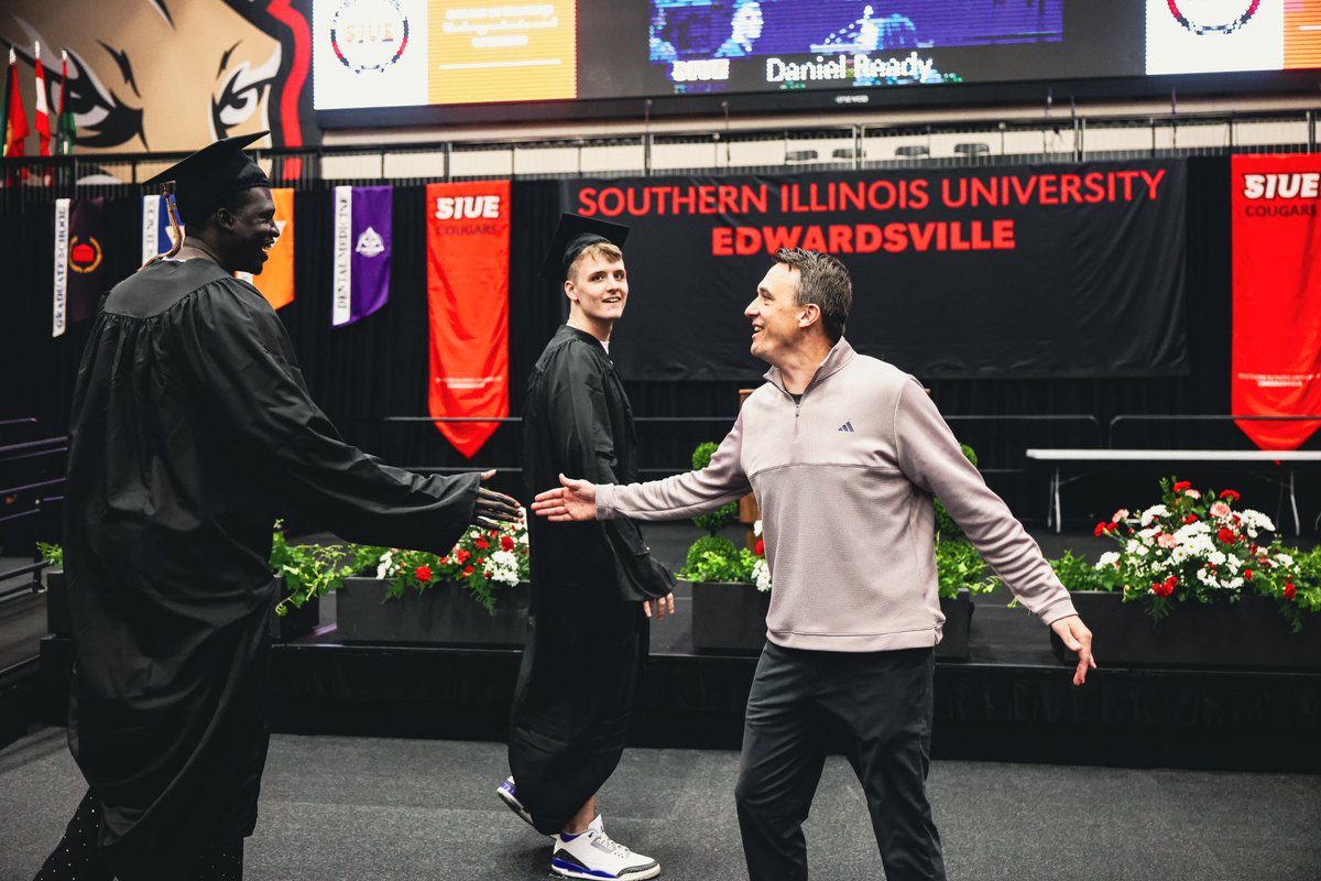 SIUEMBB's tweet photo. Proud to celebrate this special group who continued to Find A Way every step of the journey. Congratulations, graduates!π
#FAWFAM https://t.co/nHwmDOuuh8