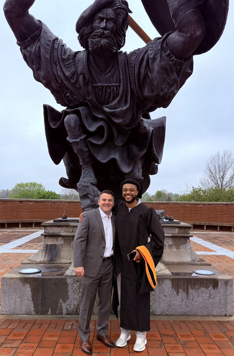 RedbirdCoachJJ's tweet photo. IT’S A GREAT DAY TO BE A FIGHTING SCOT!

#4 Mekhi Reynolds 

@EdinboroMBB 

#BoroMan 
#ARC https://t.co/ZsNlhROmEC