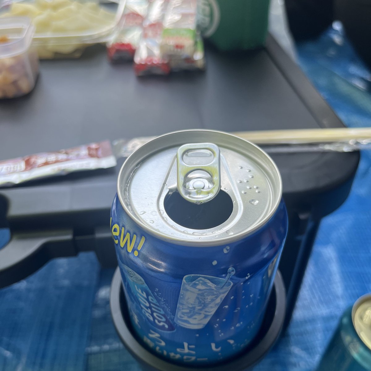 rlchatmonchy's tweet photo. 今日はひなのみでピクニックなどしてました🍻
程よい天気すぎた☀️ https://t.co/qRDO9X9Dqz