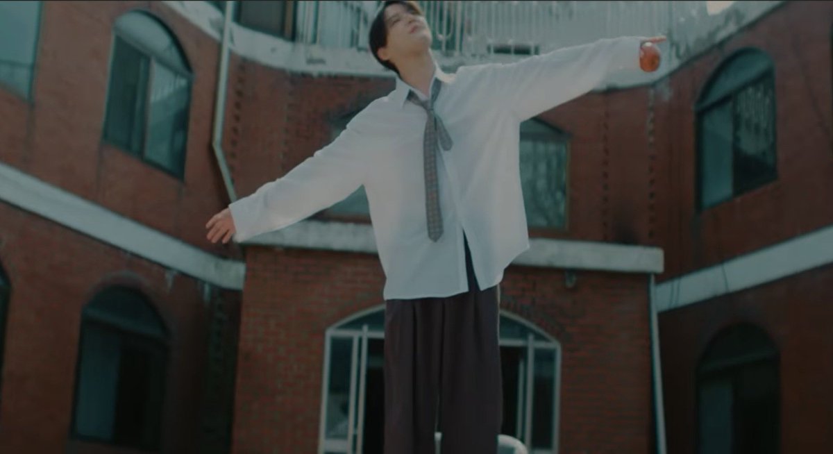 랑샤 tweet media