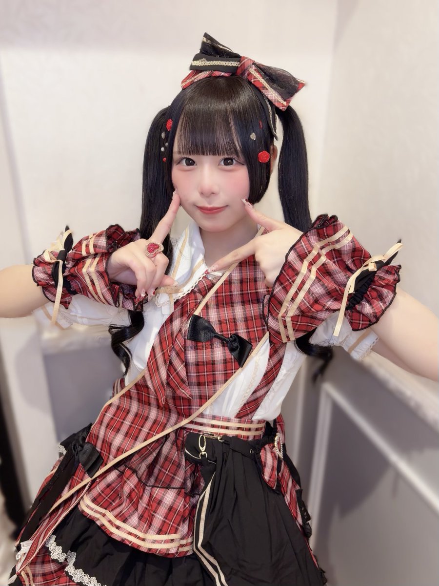 しゅり tweet media
