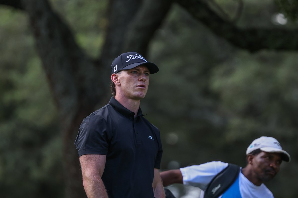 GolfZimOpen's tweet photo. ⛳️Round 3 of the 2026 FBC Zim Open at Royal Harare Golf Club.
📸 : Sunshine Tour
#ZimOpen2026
#RoyalHarare
#GolfAfrica
#ProGolf https://t.co/BMZMX8nbRr