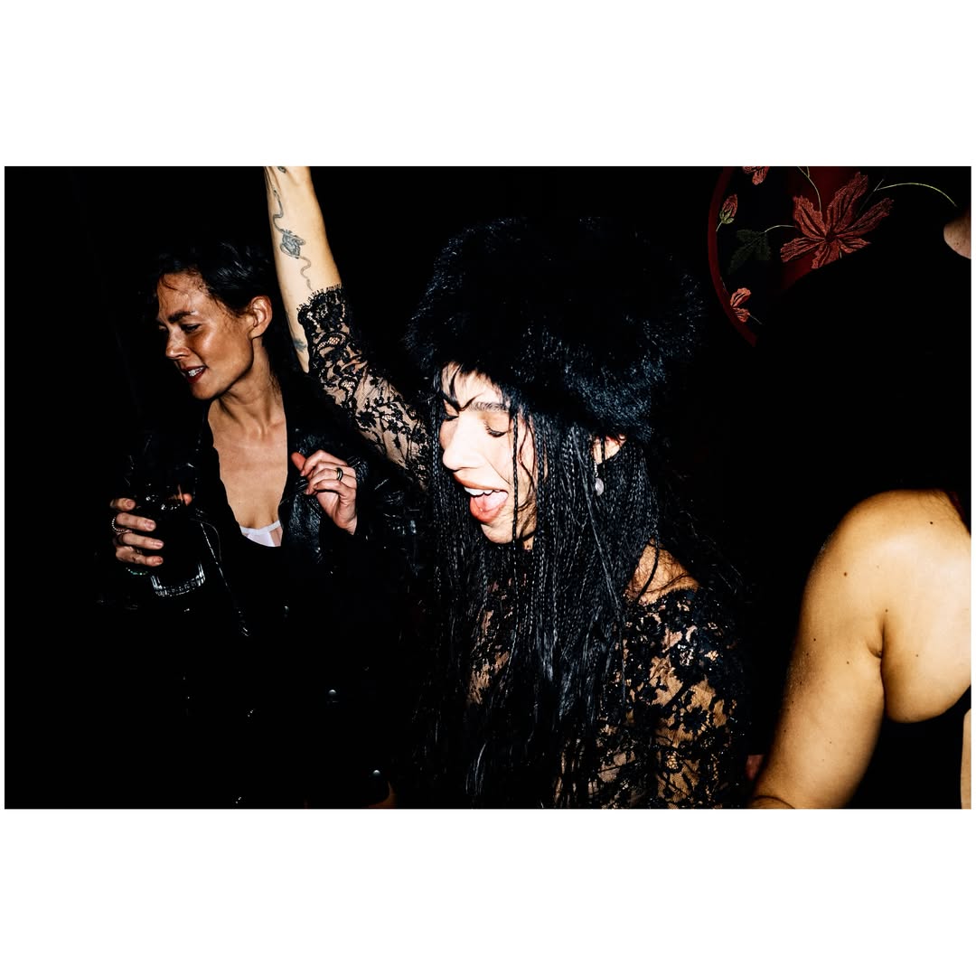 zoë kravitz daily tweet media
