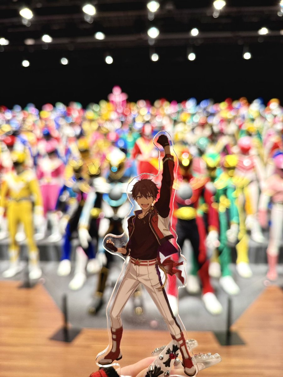 w75605's tweet photo. 千秋、スーパー戦隊展だよ⊂(  ᴖ ̫ᴖ)⊃🎶 https://t.co/jJBQEXaD86