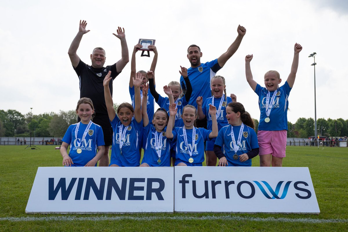euan_photo's tweet photo. Shropshire FA Management Cup Final - Wrockwardine Wood U9 Girls V Prees United U9 Girls
@WrockWoodFC @PreesUtdFC 

A trip to Ludlow this morning in the sunshine as we waited for the long-awaited Wood v Prees finale. It was a dominant performance from Wood from start to finish, with goals flying in throughout the game against Prees. A brilliant match with a great atmosphere all round.  

The U9 girls played unbelievably well too, putting on a performance even better than the first team men lol.

Ludlow Town F.C. were fantastic hosts for today’s Shropshire FA competition finals.
#UpTheWood 

Copyright ©️ Euan Manning Photography

@bbcshropsport @ShropshireStar @CTSport
@NonLeaguePaper @ShropshireTN @WrockWoodFC
@BroomeToastie @LudlowTownFC @ShropshireFA