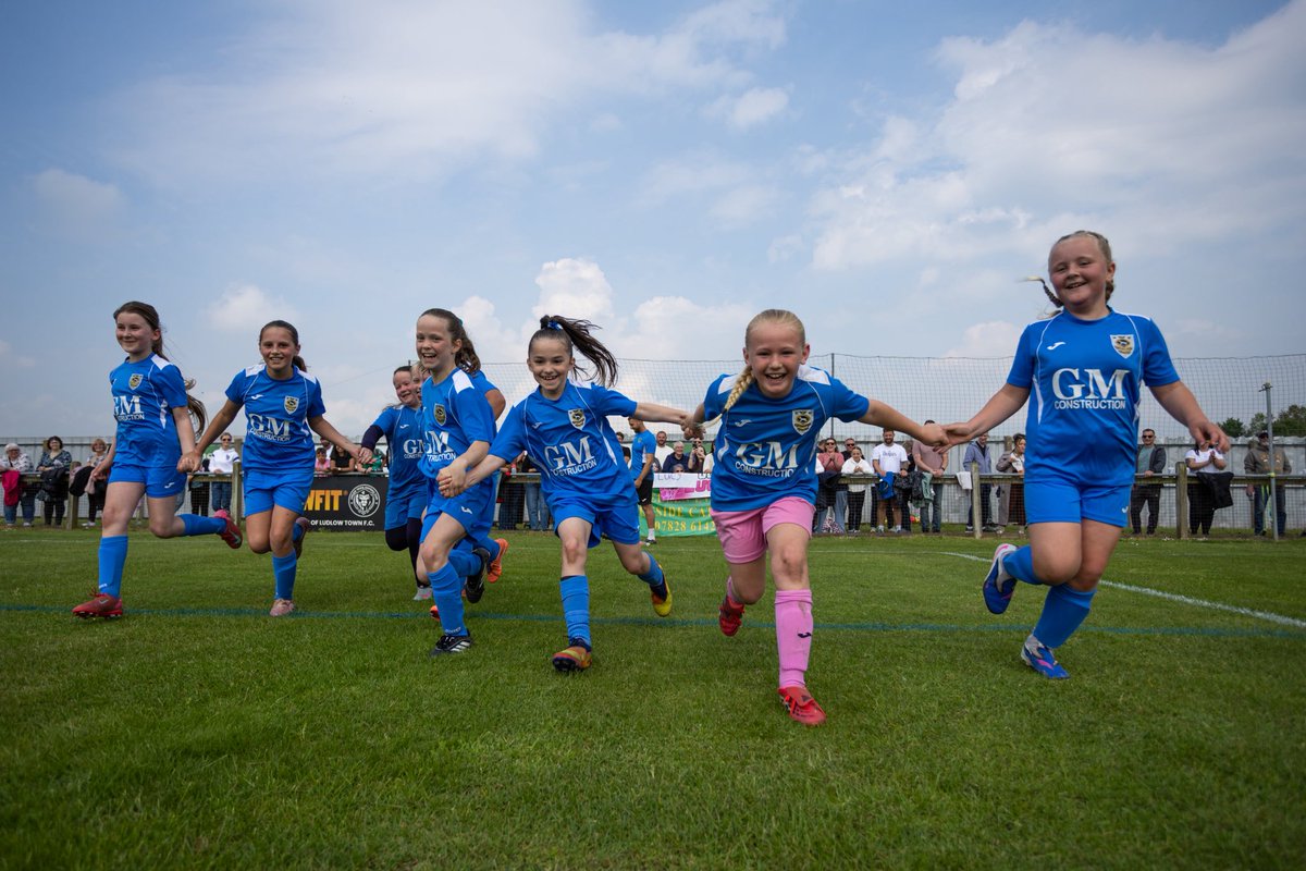euan_photo's tweet photo. Shropshire FA Management Cup Final - Wrockwardine Wood U9 Girls V Prees United U9 Girls
@WrockWoodFC @PreesUtdFC 

A trip to Ludlow this morning in the sunshine as we waited for the long-awaited Wood v Prees finale. It was a dominant performance from Wood from start to finish, with goals flying in throughout the game against Prees. A brilliant match with a great atmosphere all round.  

The U9 girls played unbelievably well too, putting on a performance even better than the first team men lol.

Ludlow Town F.C. were fantastic hosts for today’s Shropshire FA competition finals.
#UpTheWood 

Copyright ©️ Euan Manning Photography

@bbcshropsport @ShropshireStar @CTSport
@NonLeaguePaper @ShropshireTN @WrockWoodFC
@BroomeToastie @LudlowTownFC @ShropshireFA
