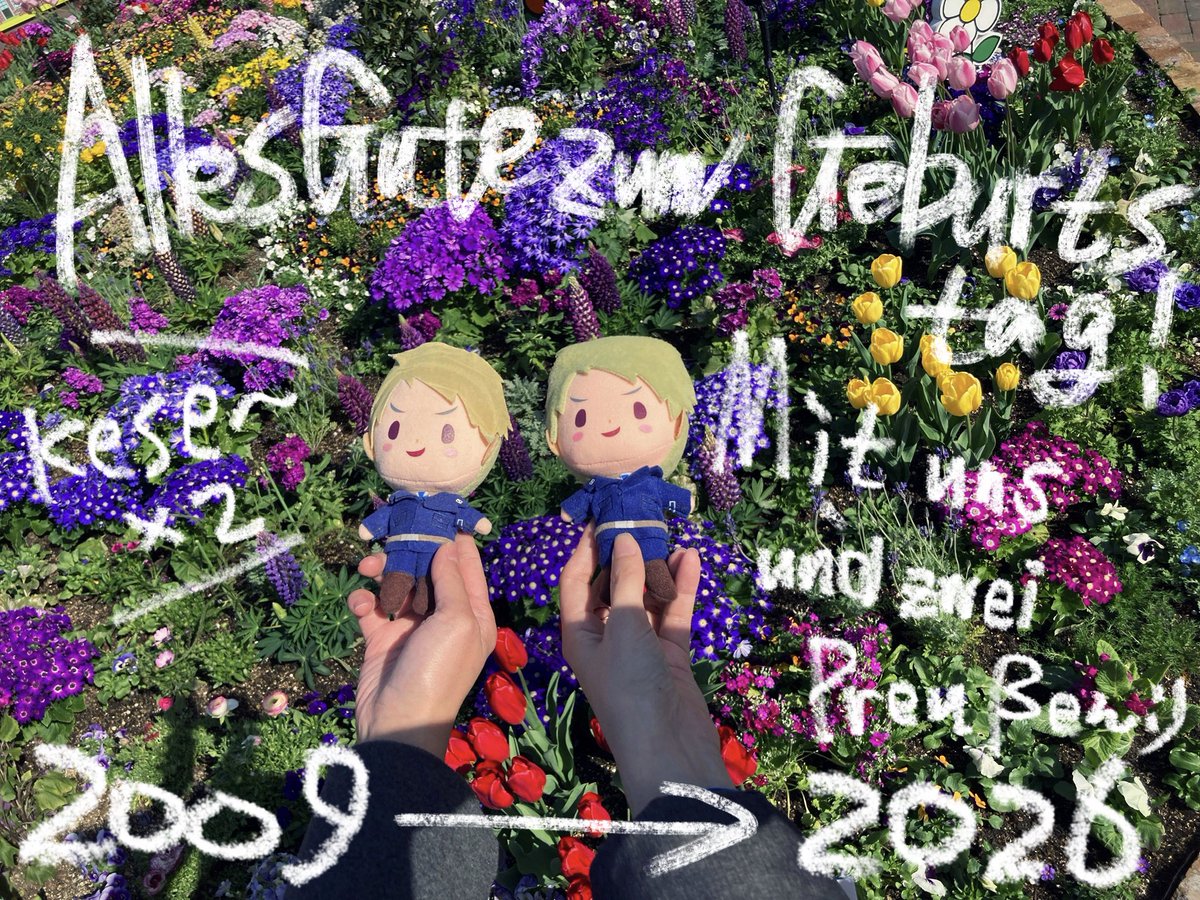 こまぴー tweet media