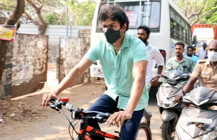 ARJUNAN tweet media
