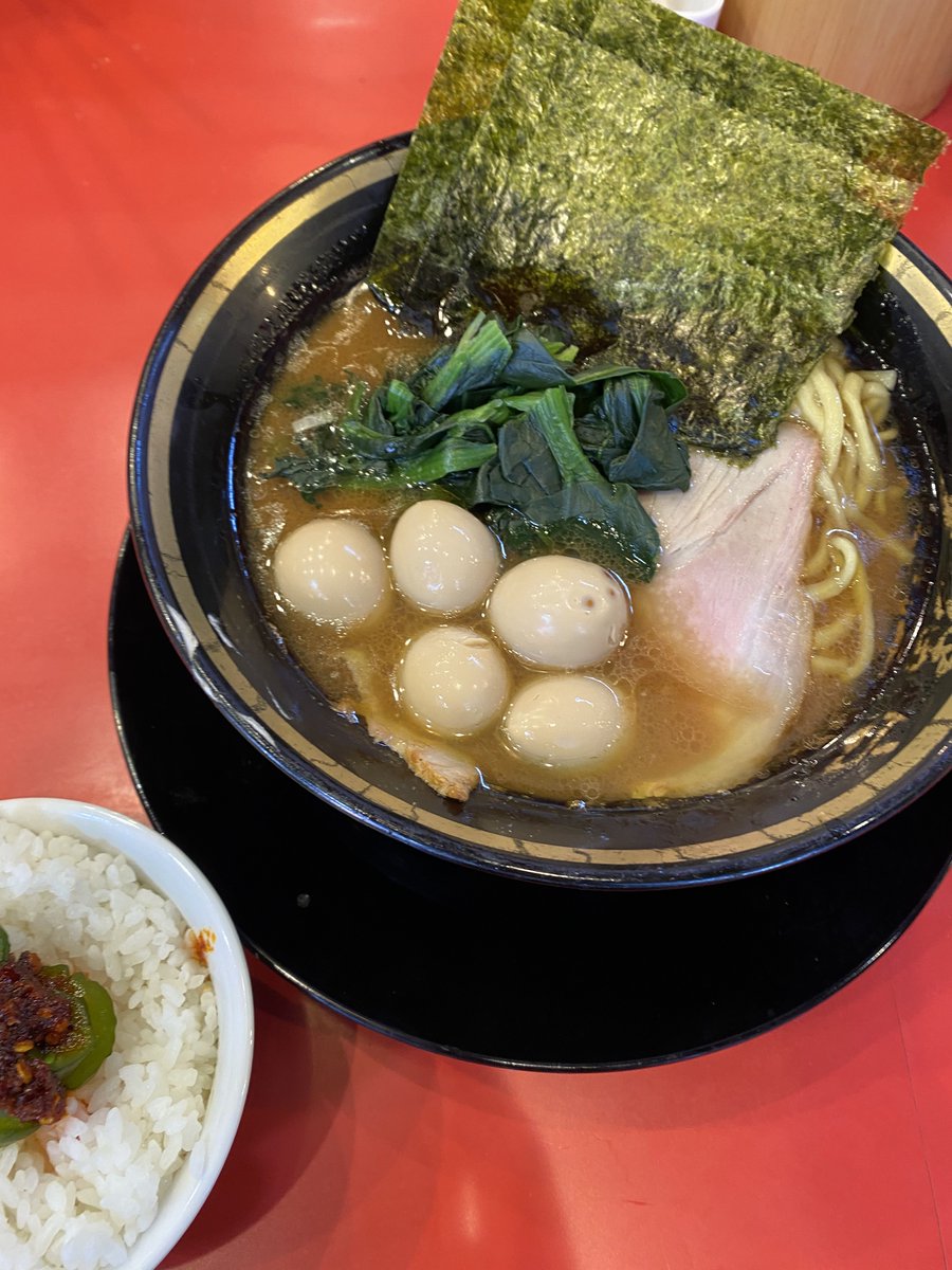 松茸 tweet media