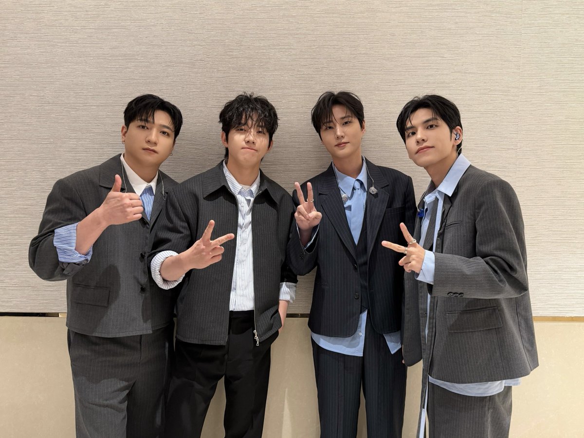 DAY6 tweet media