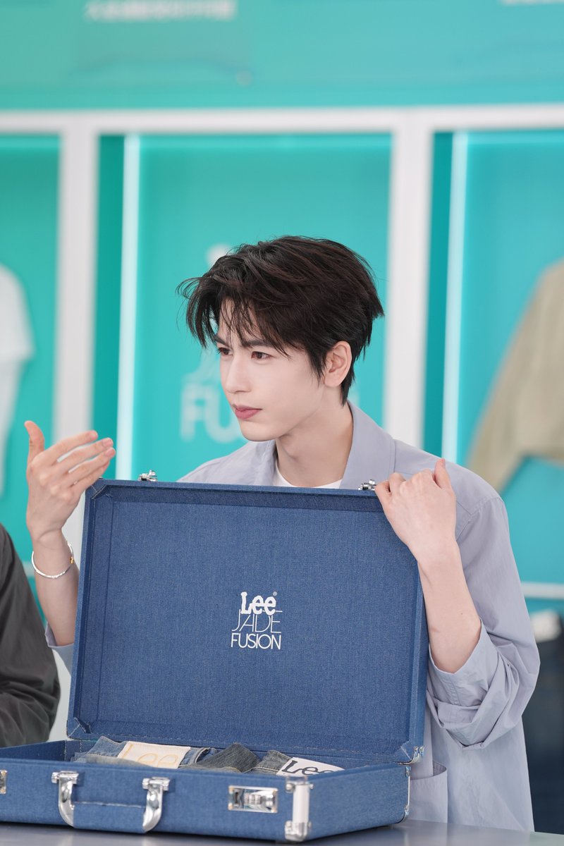 뉴뉴 tweet media
