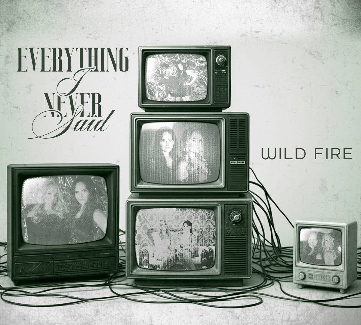 wildfiresingers's tweet photo. 🚨 It’s finally here! 🚨

Our brand new 2026 CD "Everything I Never Said" is officially available NOW as a special limited-time autographed bundle! ❤️🔥

This exclusive package includes:
✨ An autographed CD
✨ An autographed 8x10 photo

Get yours here: https://t.co/tVUQR7YzrC https://t.co/olEcqAstNJ