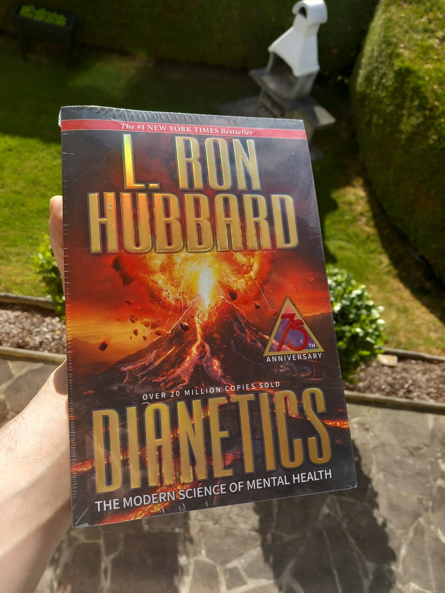 andreas0124's tweet photo. On May 9th 1950 there was the release of @Dianetics. This was a start for a new understanding of the human mind.

#Dianetics changend my life fourteen years ago and yes it can change yours too. https://t.co/ntG0vwBHvf 
#Anniversary #MentalHealth #booklover https://t.co/P8odLVQjgD