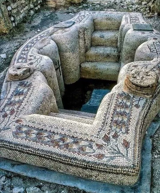A timeless 1500 year old Eastern Roman baptismal font in ancient Sufetula, modern Sbeitla in Tunisia.