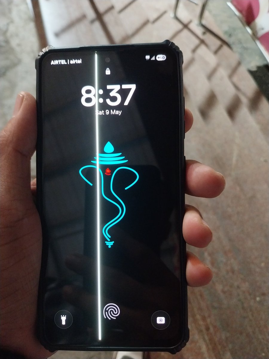 itsaj003's tweet photo. @SamsungIndia My Samsung mobile developed green line immediately after installing your latest software update. This is unacceptable. If Samsung knows updates can trigger display failures, users deserve accountability. I expect immediate fix or no-cost resolution. #samsungmobile https://t.co/9pyqpSxMSg
