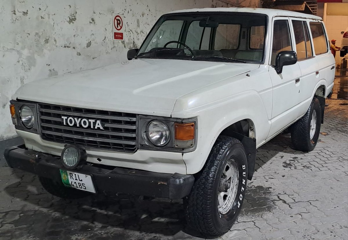 Imran1Omar's tweet photo. @kotecinho @Bringatrailer My BJ 60 https://t.co/1DO2gkYJFM