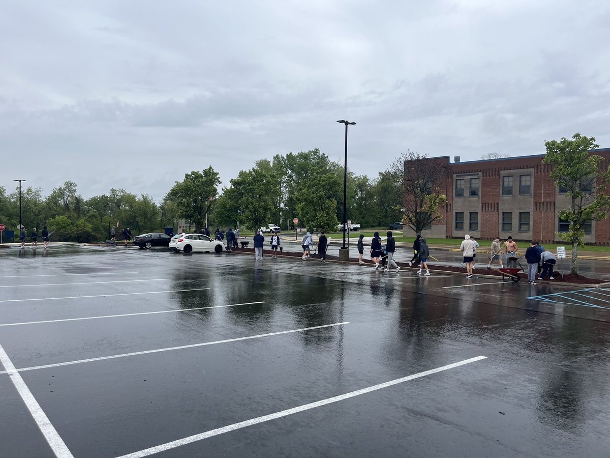 NorwinFB's tweet photo. Spring Project:  Mulch The Campus ✅ 

Tough. Discipline. Family ⚔️ https://t.co/Nqj9FEtNOU
