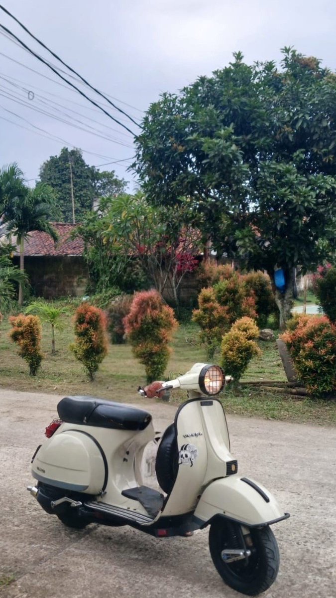 Desty Lestari tweet media