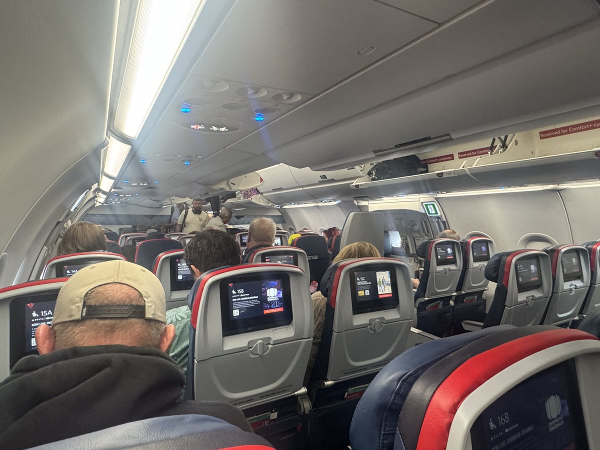 CoCo_pack's tweet photo. When you originally book 1st class and @Delta loses your luggage and then delays your flight - you end up here. #delta #deltasucks https://t.co/CLyEbGf9AQ