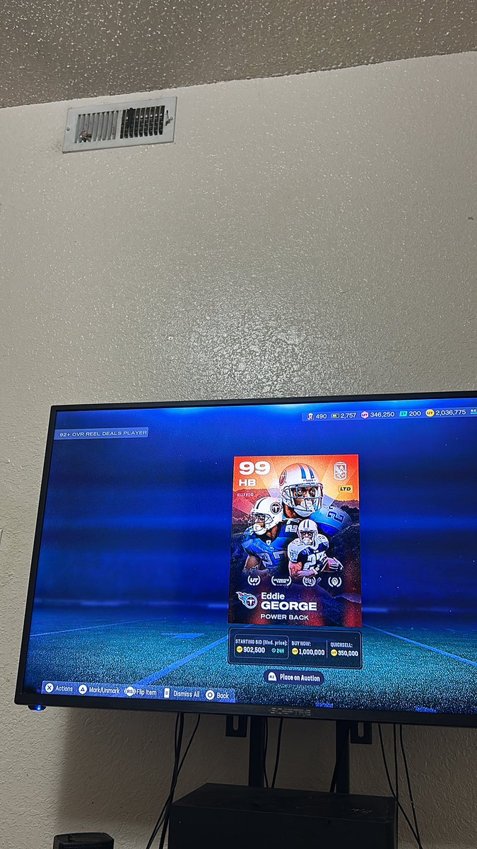 DerekMoore42500's tweet photo. LTD pull from training roll! 
@TheActualCC https://t.co/q7QFKjbnLL