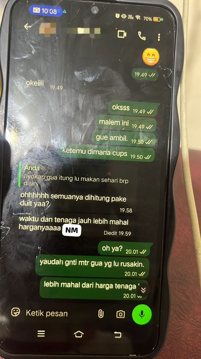 bread3887241's tweet photo. ini ada ss an yg ketinggalan ges, lanjutan dr chat yg paling atas wkwkwk https://t.co/wyZtmvSa8I