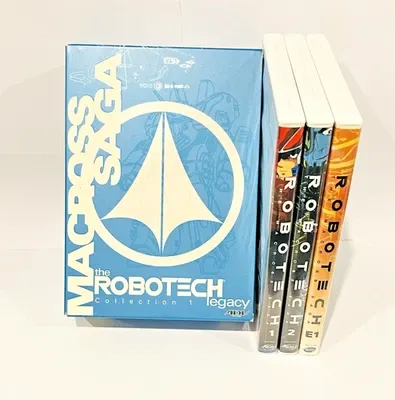JustDavidG's tweet photo. @BradRTorgersen Which ones are you talking about? I've got these box sets (blue, yellow, and green for Macross, Masters, and New Generation).

And yeah, that remastered edition that came after was rough. Where Star Wars: Special Edition was a visual eye-sore, that was audio nails on chalkboard. https://t.co/dhgLh79sEw
