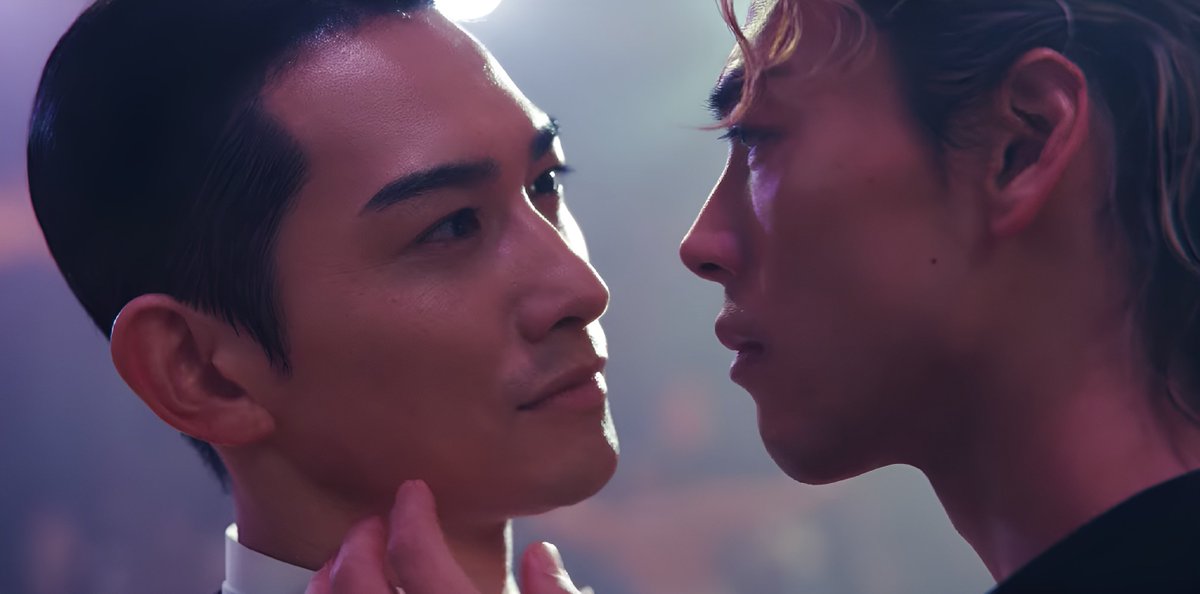 LilianKrueger's tweet photo. Sugiki's look perfectly describes the "all I ever wanted, all I ever needed is here in my arms" kind of feeling and it kills me every time 🥹 #10DANCE #Netflix10Dance https://t.co/x4BuLuTQ2g