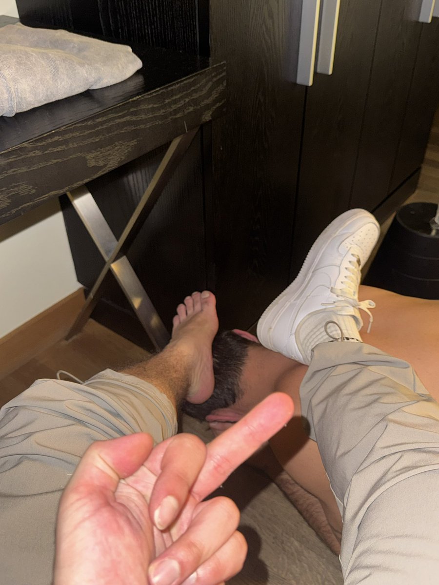 ☪️ FinDOM-Master_GER 🦶🏼💵 tweet media