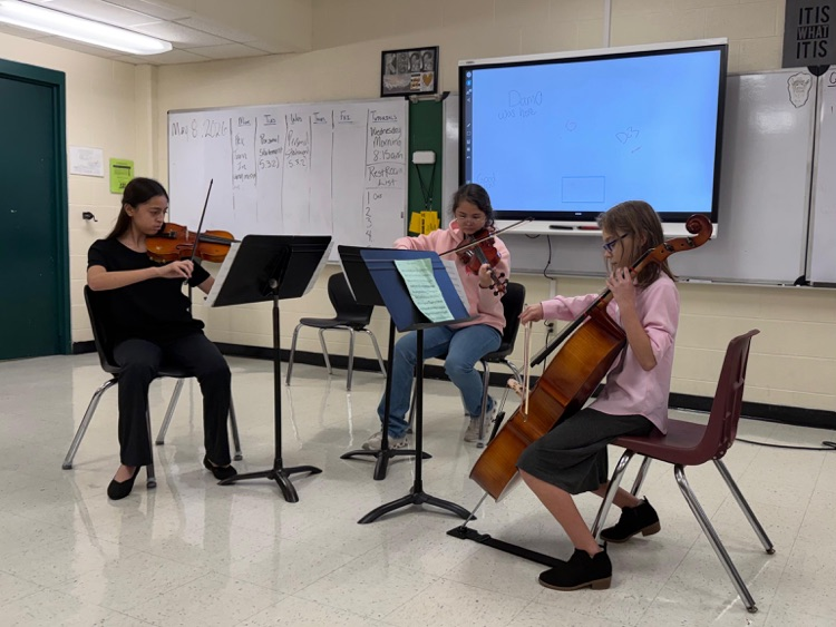 BmsCcisd's tweet photo. All 16 Baker orchestra students who competed in UIL Solo &amp; Ensemble contest today earned medals for scoring Division 1 (Superior) ratings. ❤️🎻 🎹 They sounded awesome and the hard work showed off! ❤️🖤 https://t.co/ZtIx45MIr1