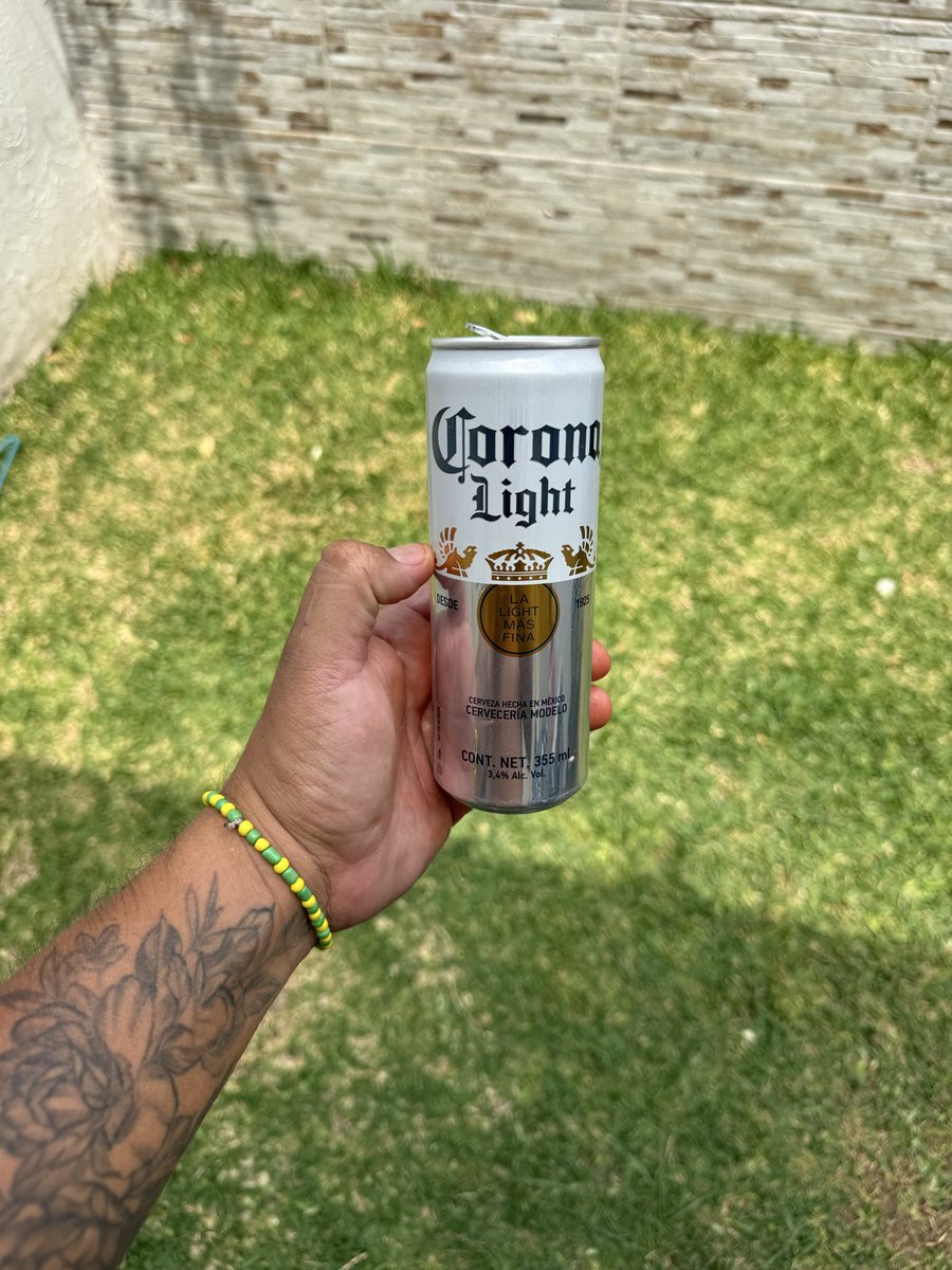 Javi_Negrete22's tweet photo. Para el puto calor https://t.co/fs5orrsBeW