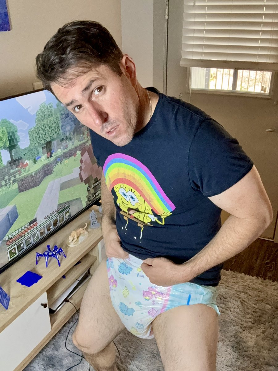 TheDiaperDynamo's tweet photo. Uhh oohhhs…I think I might have played games for too long. 😅 https://t.co/ajmN5LIMx6