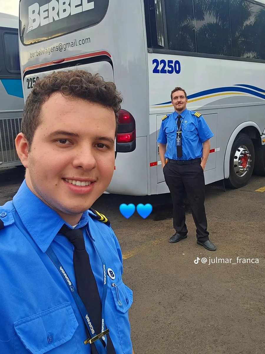 jadecomjota frango elétrico tweet media