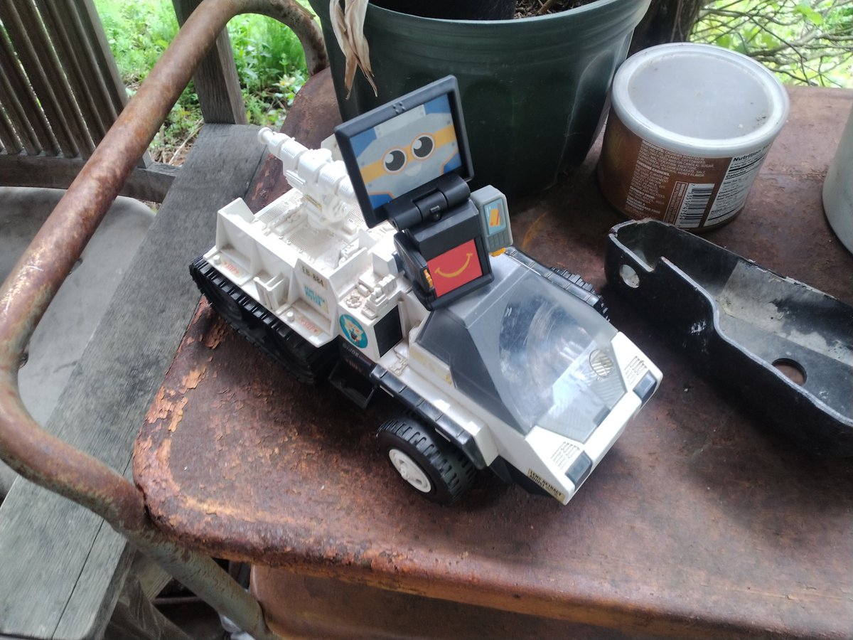 Fizzpatrick14's tweet photo. Thrift store finds. Oasis in the middle of nowhere edition. 1985 GI Joe snowcat vehicle. 2026 McDonalds Michangeable figure. Only 75 cents for both at a country thrift store in the middle of nowhere. https://t.co/YKH84oZVYH