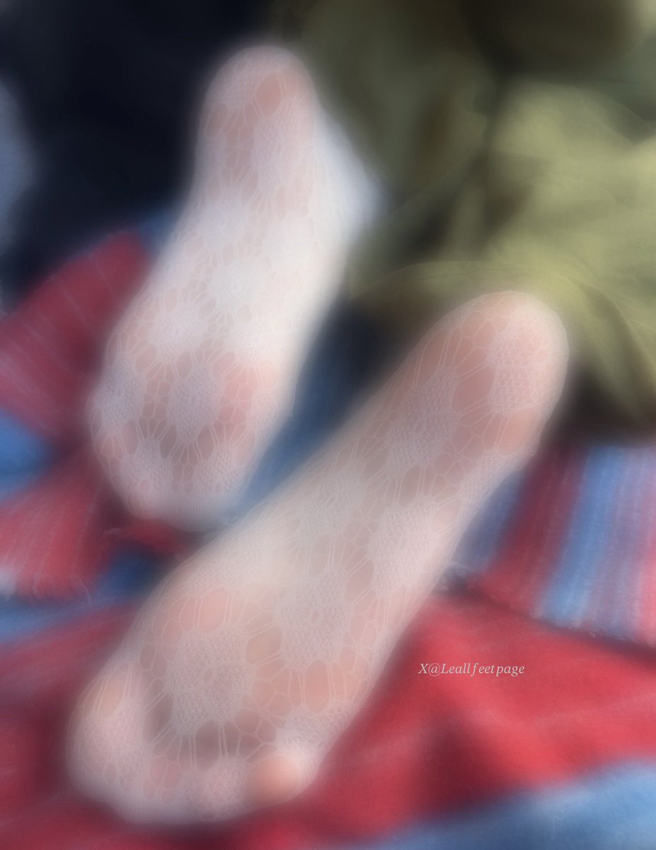 Lea's feet buis' paradise tweet media