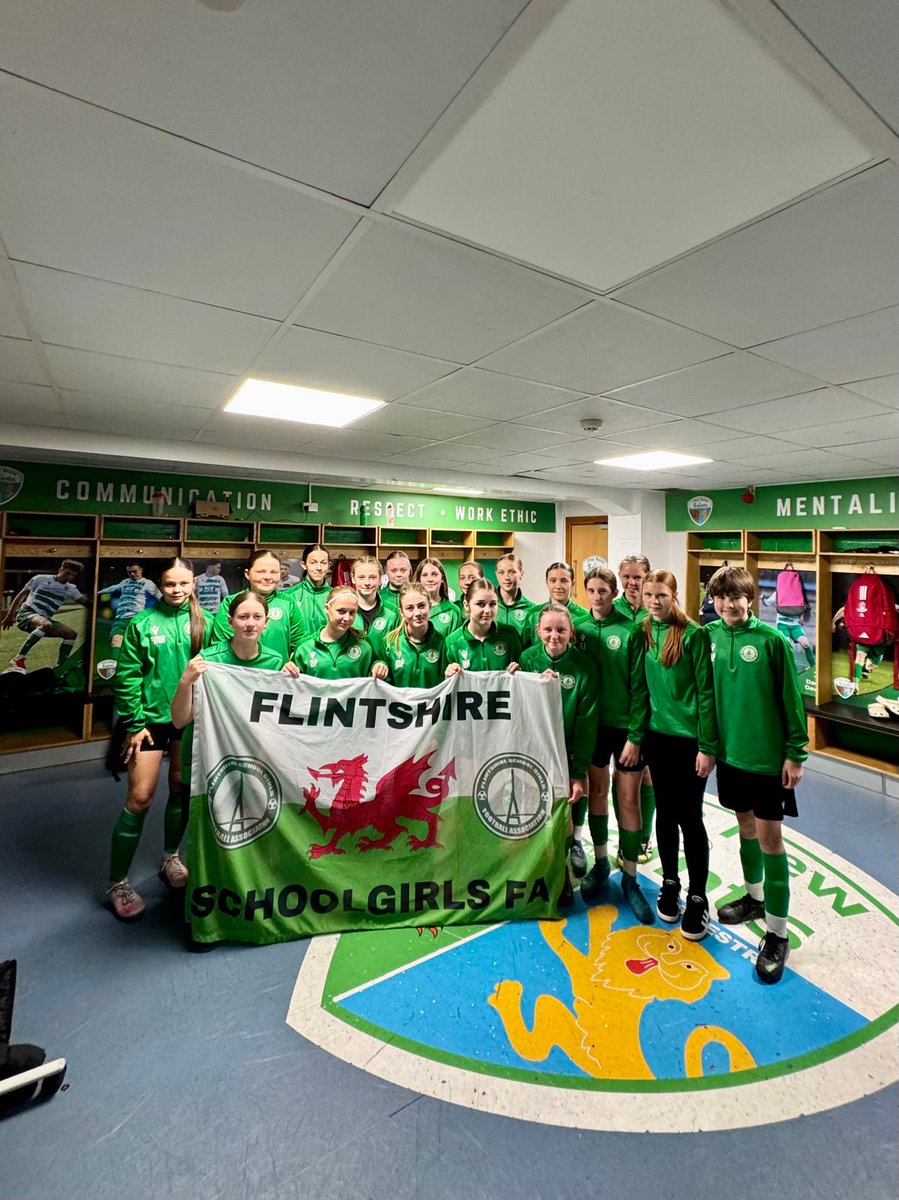 RyanPryce10's tweet photo. @WelshSchoolsFA champion u14s girls, so proud of our daughter 😍🔥, representing flintshire for @CAHS_PE great achievement for the group 🏆🍾🔥 @flintshire_sfa https://t.co/FAvykFe75d