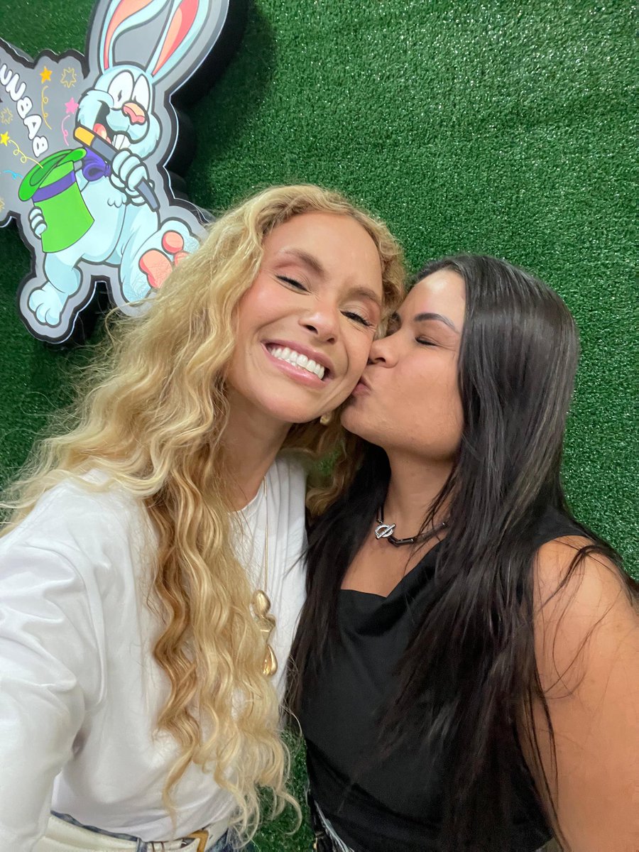 Mariana das iguais 🦋 tweet media