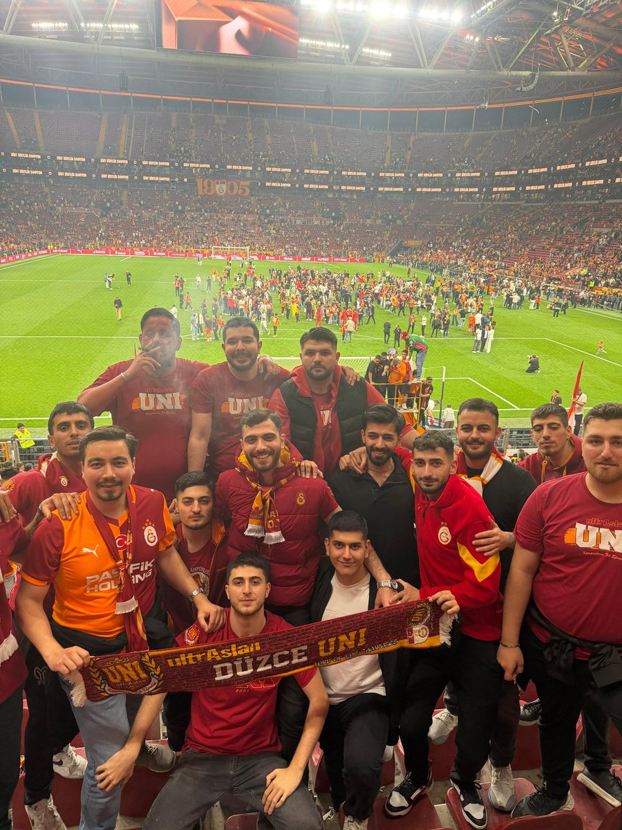 uAUNIDuzce_'s tweet photo. GERÇEKLERİ TARİH YAZAR TARİHİ DE GALATASARAY! 

🗓09.05.2026
🏟Ali Sami Yen
🆚Galatasaray-Antalyaspor

#ultrAslanUNI https://t.co/8EvRcUJUvZ