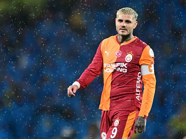 bulent608's tweet photo. Dalıp gideceğimiz şarkılara yenisini belki de en özelini  ekledin kaptan 🧡❤️

#galatasarayşampiyon
#galatasaray
#icardi
#Hedef27 https://t.co/ipfhi9iFzI