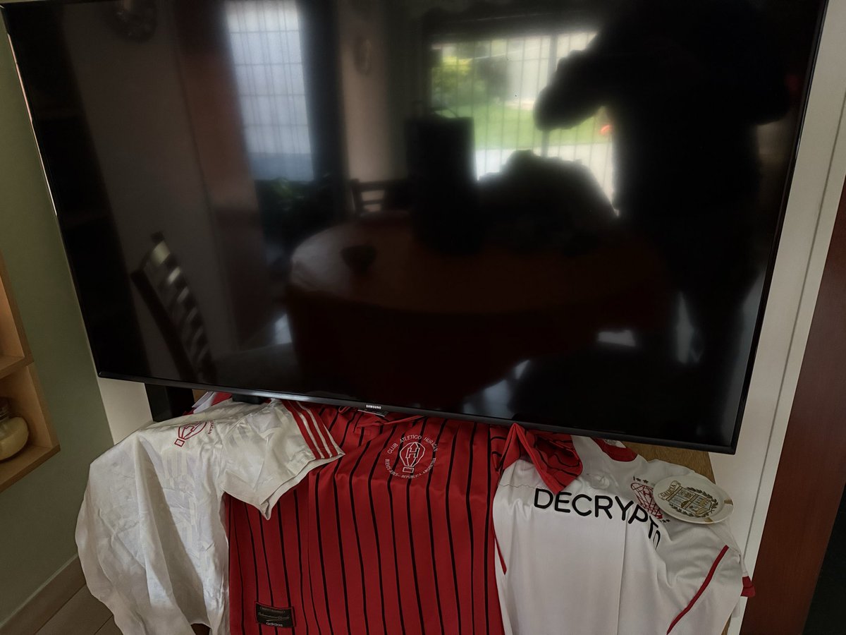 #Huracán Mi hijo ya tuneó todo… que se yo… si cayeron las torres también puede pasar otra cosa impensada, no <a href="/batti_martin/">Batti</a> <a href="/SoyQuemeroTV/">SoyQuemero</a>