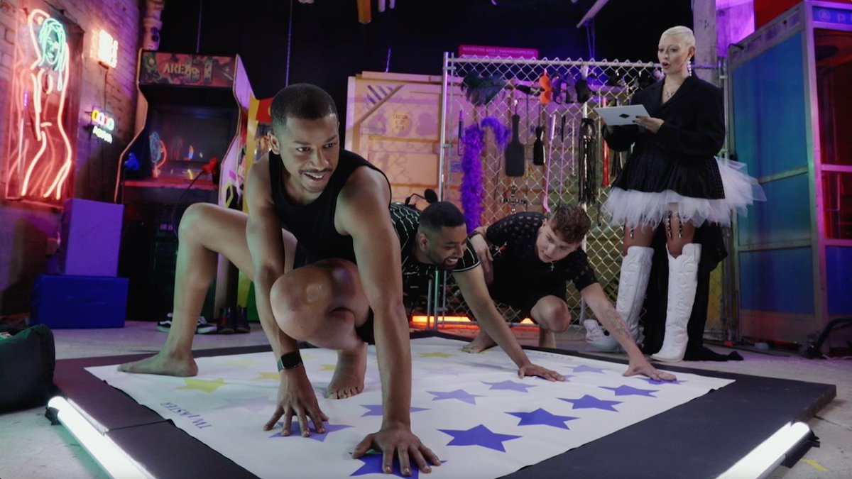 WeMakeLoveTV's tweet photo. Dating Unlocked - the guys play Twinkster #dating #gaydate #gayTV #GaySeries
Subscribe to the Border2Border Entertainment YouTube channel and watch now!
https://t.co/lJCWys4z3r
Watch the full episode here: https://t.co/XJN2VilwCh Bailey and his dates ... https://t.co/Fo4Lnq1ycW https://t.co/fxhK3uQAPS