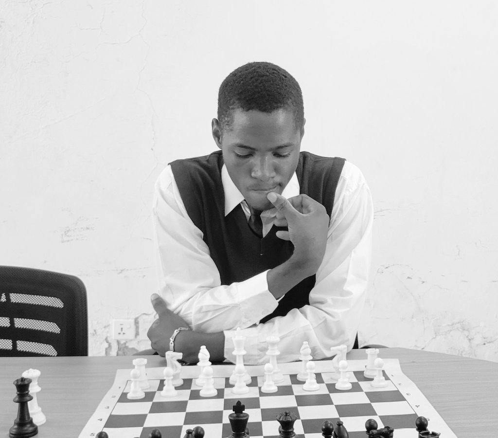 Dan_Chess tweet media