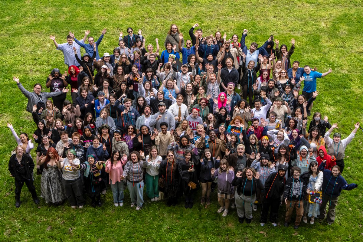 CleInstituteArt's tweet photo. Happy Commencement Day! Congratulations, Class of 2026! 🧡🎓
Hard to believe these photos were taken four years apart! 
📸: Leah Trznadel '19 

#CIAgrad2026 #Commencement2026 #CIACreates #ClassOf2026 https://t.co/bHfIJQCgNq